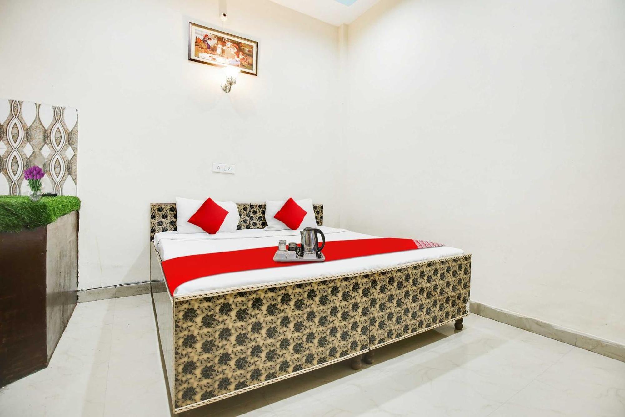 Hotel O Canadian Inn Phagwara Exterior photo